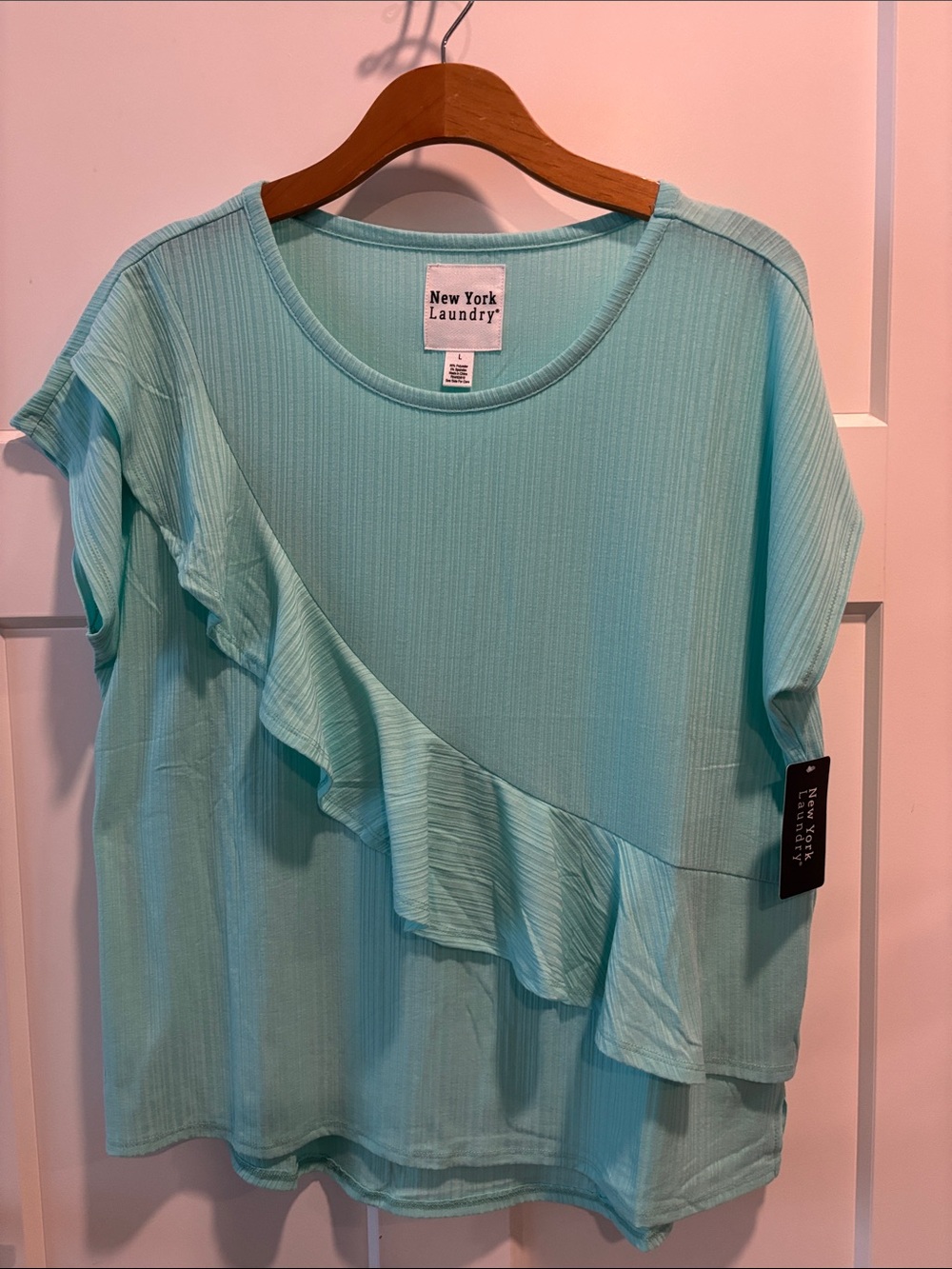 New York Laundry Mint Short Sleeve Ruffle Tee